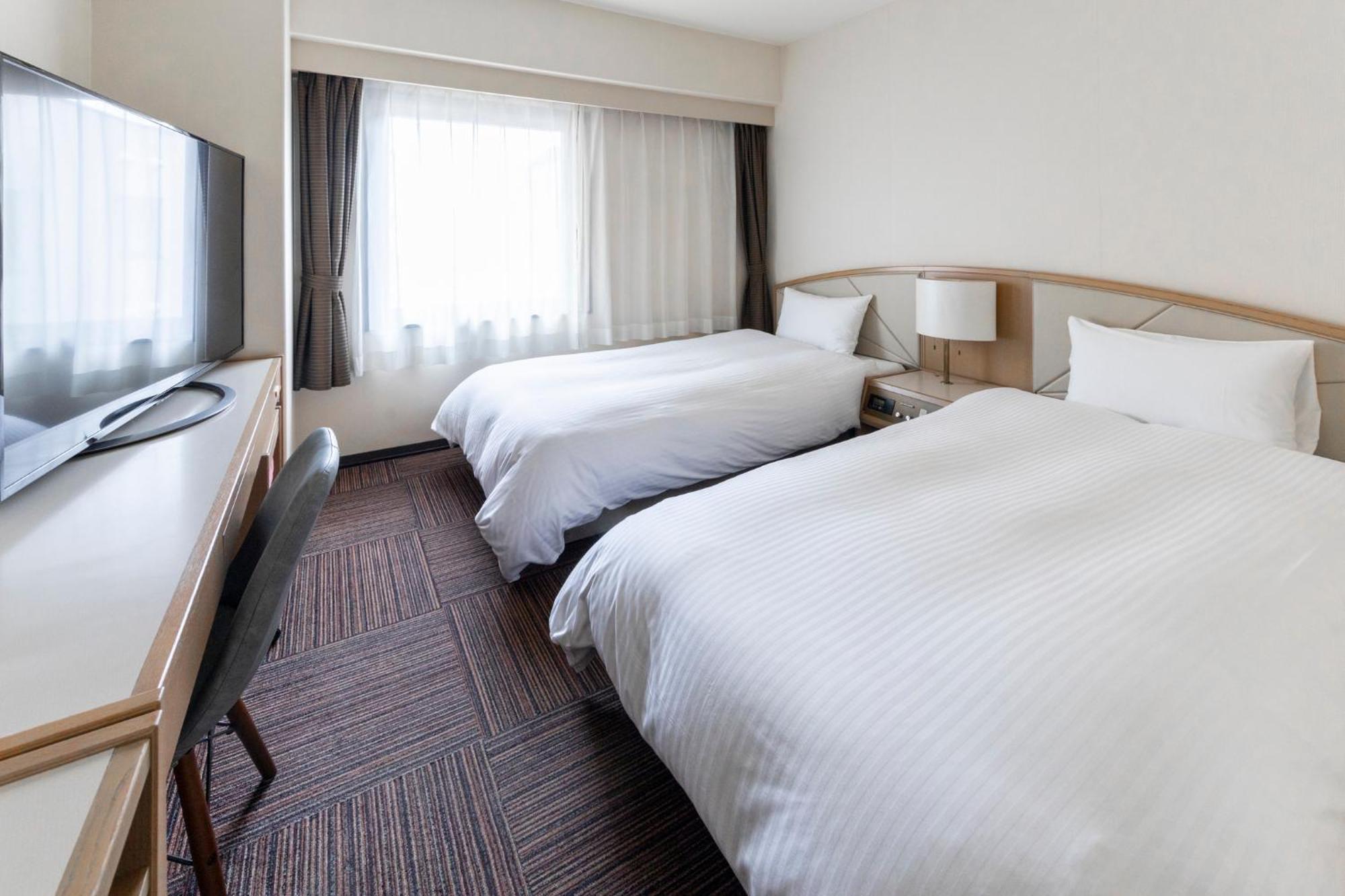 Court Hotel Ниигата Екстериор снимка