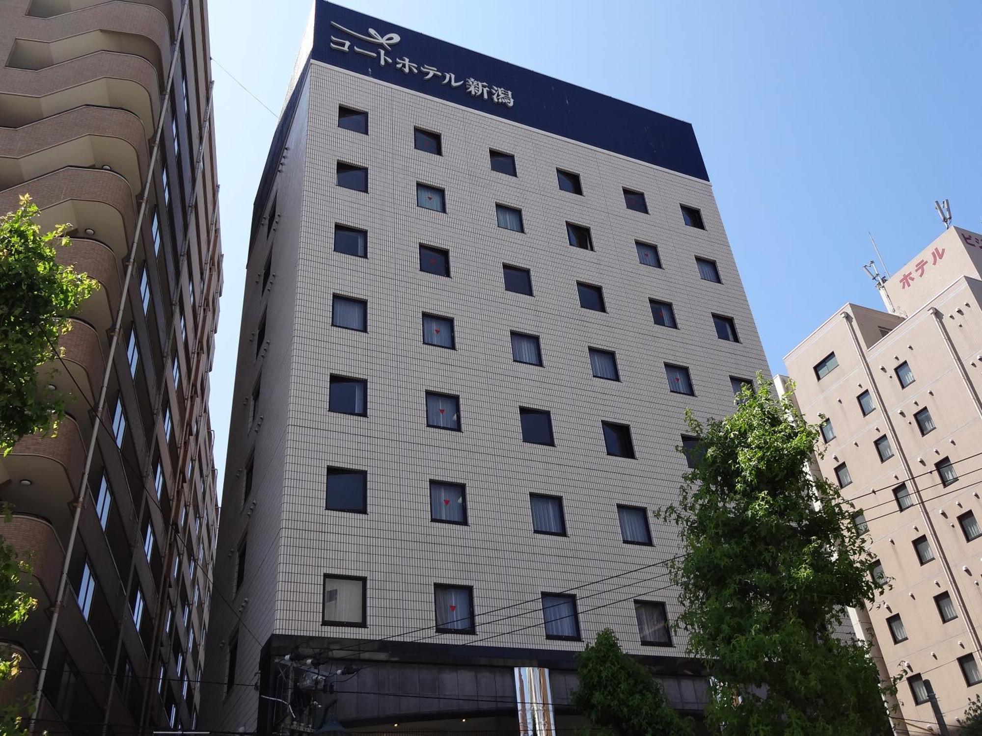 Court Hotel Ниигата Екстериор снимка