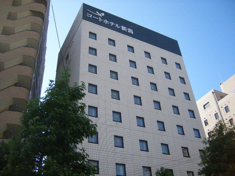 Court Hotel Ниигата Екстериор снимка