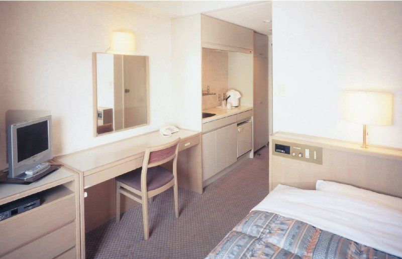 Court Hotel Ниигата Екстериор снимка