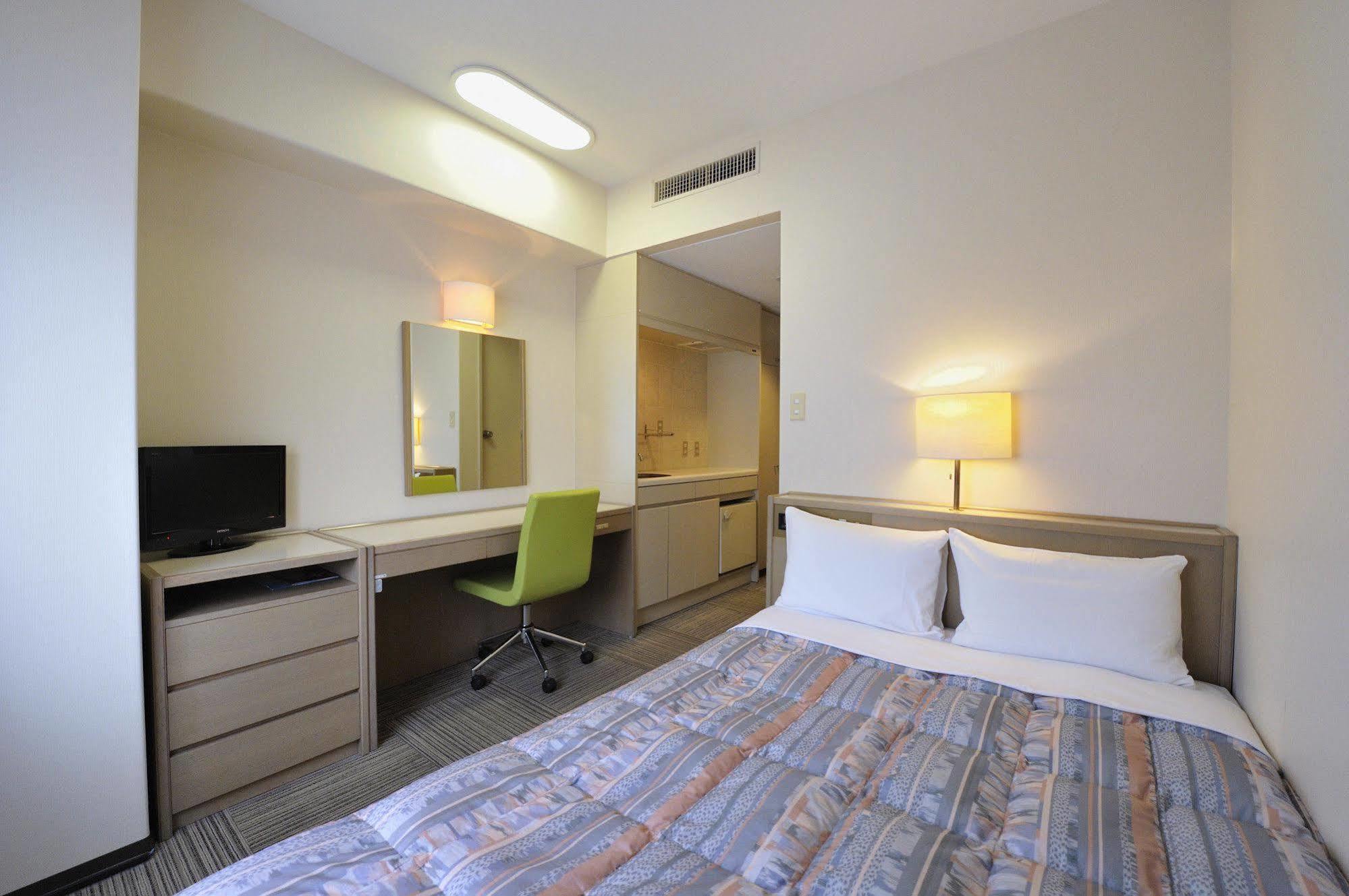 Court Hotel Ниигата Екстериор снимка
